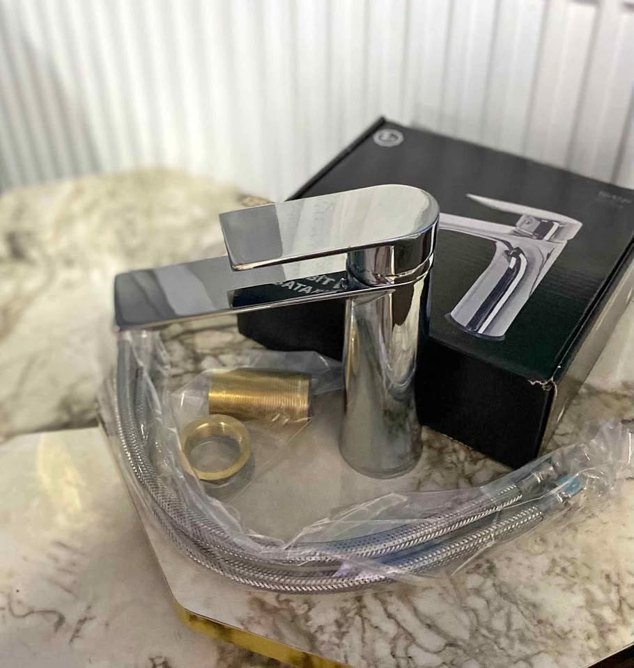 Musluk su damlatıyor